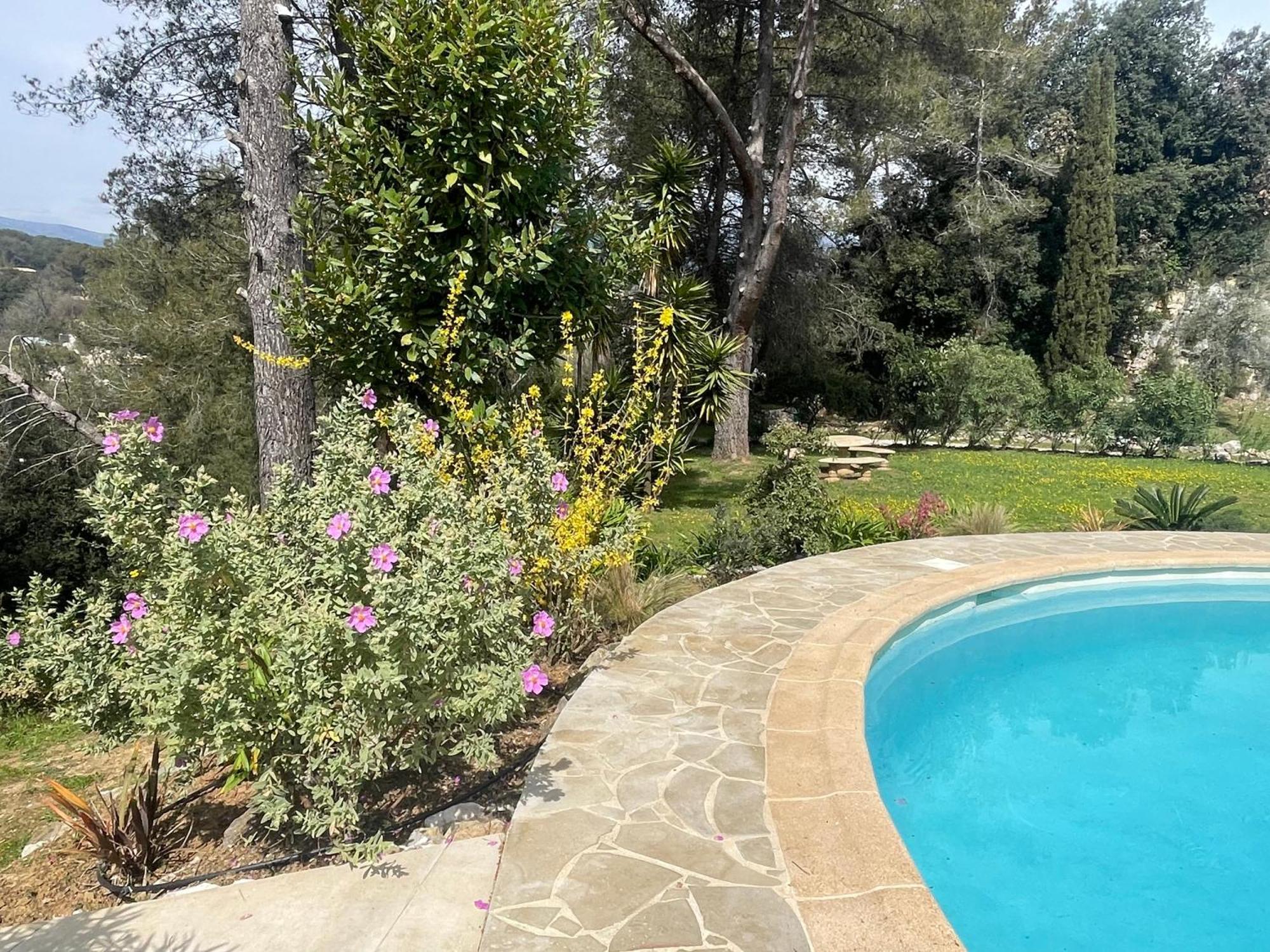 La Villa Des Carriers- Maison Avec Piscine Proche Mer Roquefort-les-Pins Exterior foto